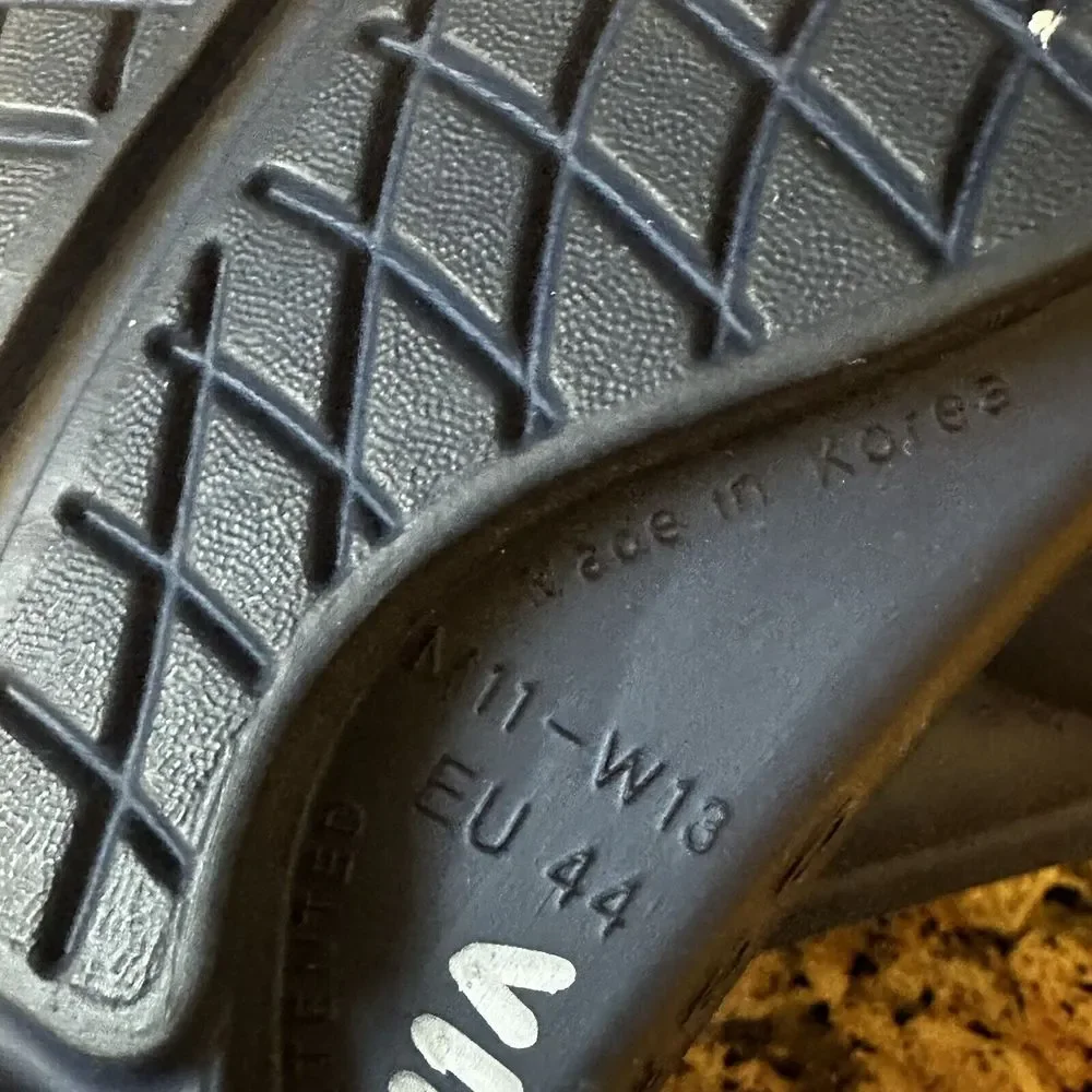 Oofos Sandals Women's 13 Men's 11 EU 44 Ooahh Recovery‎ Slide Navy